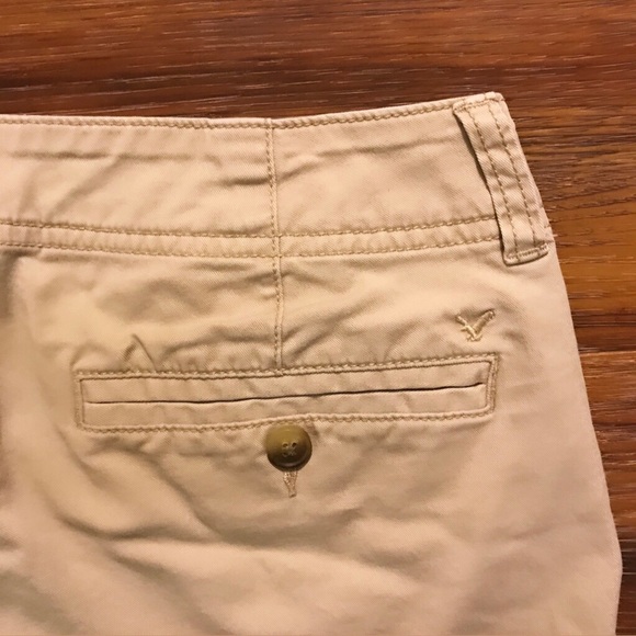 AMERICAN EAGLE Khaki Shortie Shorts - Picture 4 of 6
